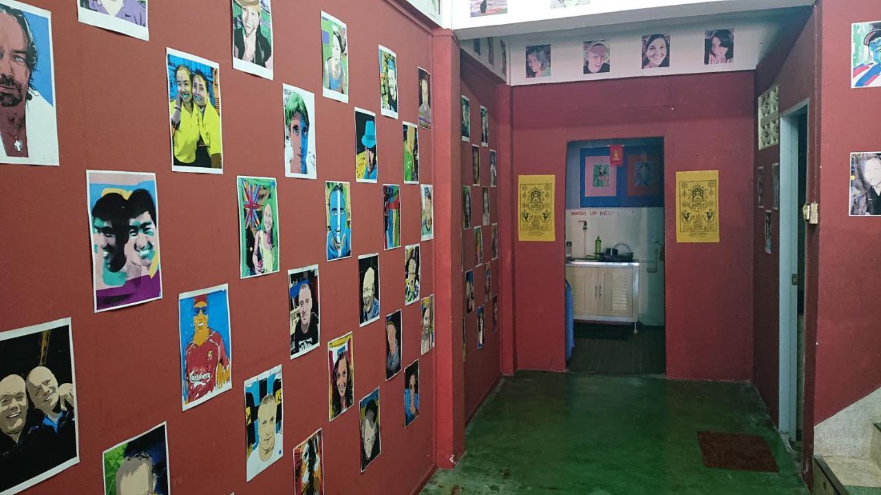 Banphe​ Hostel Buitenkant foto