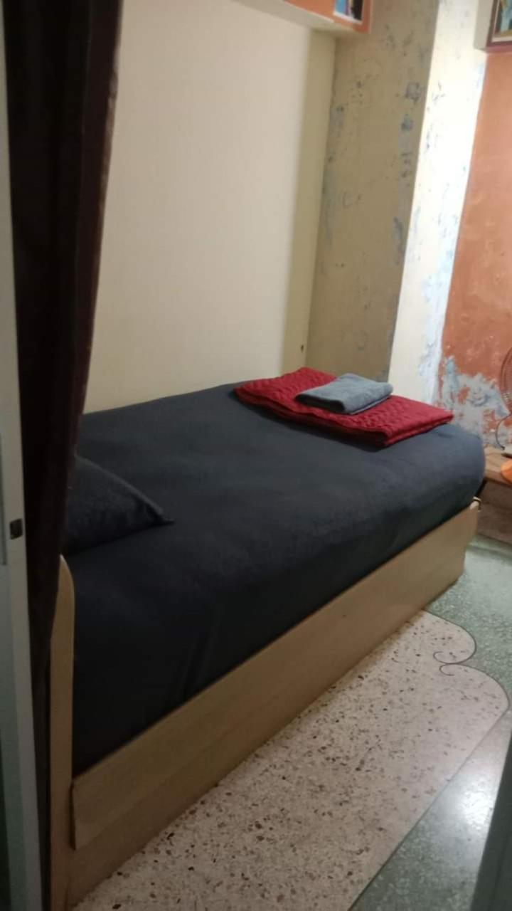 Banphe​ Hostel Buitenkant foto