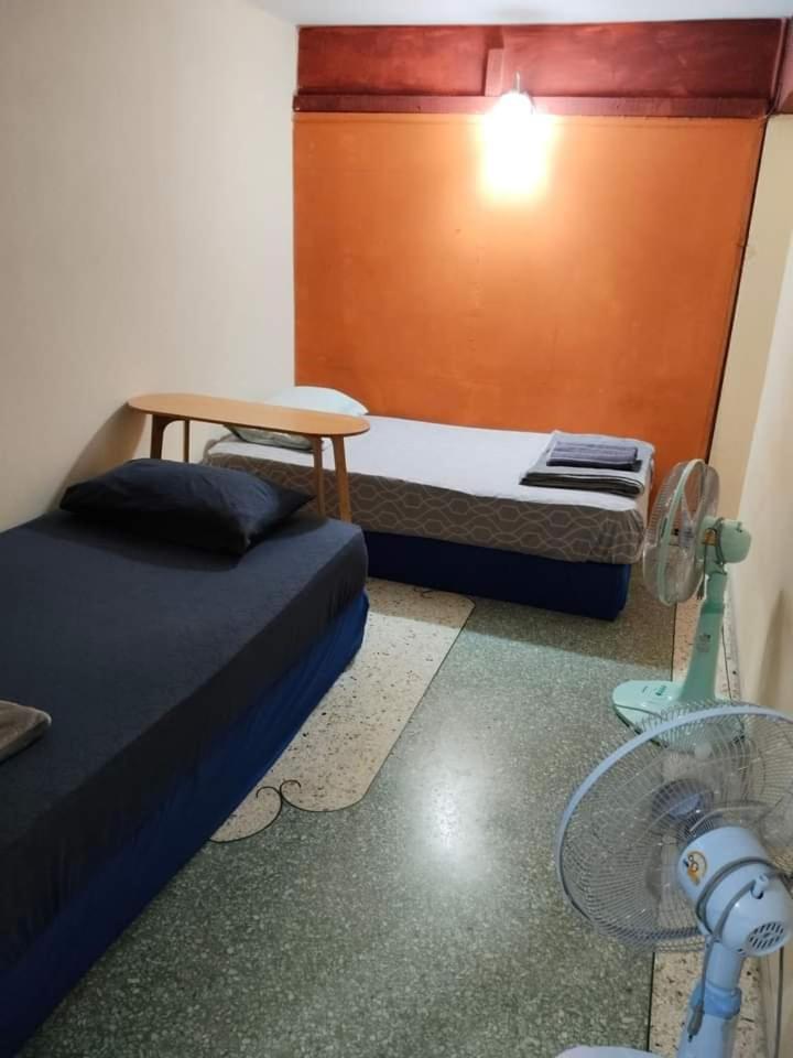 Banphe​ Hostel Buitenkant foto
